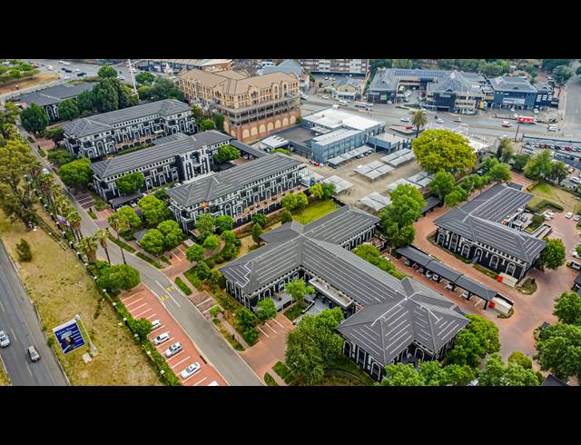 640M² OFFICE TO LET IN HYDE PARK